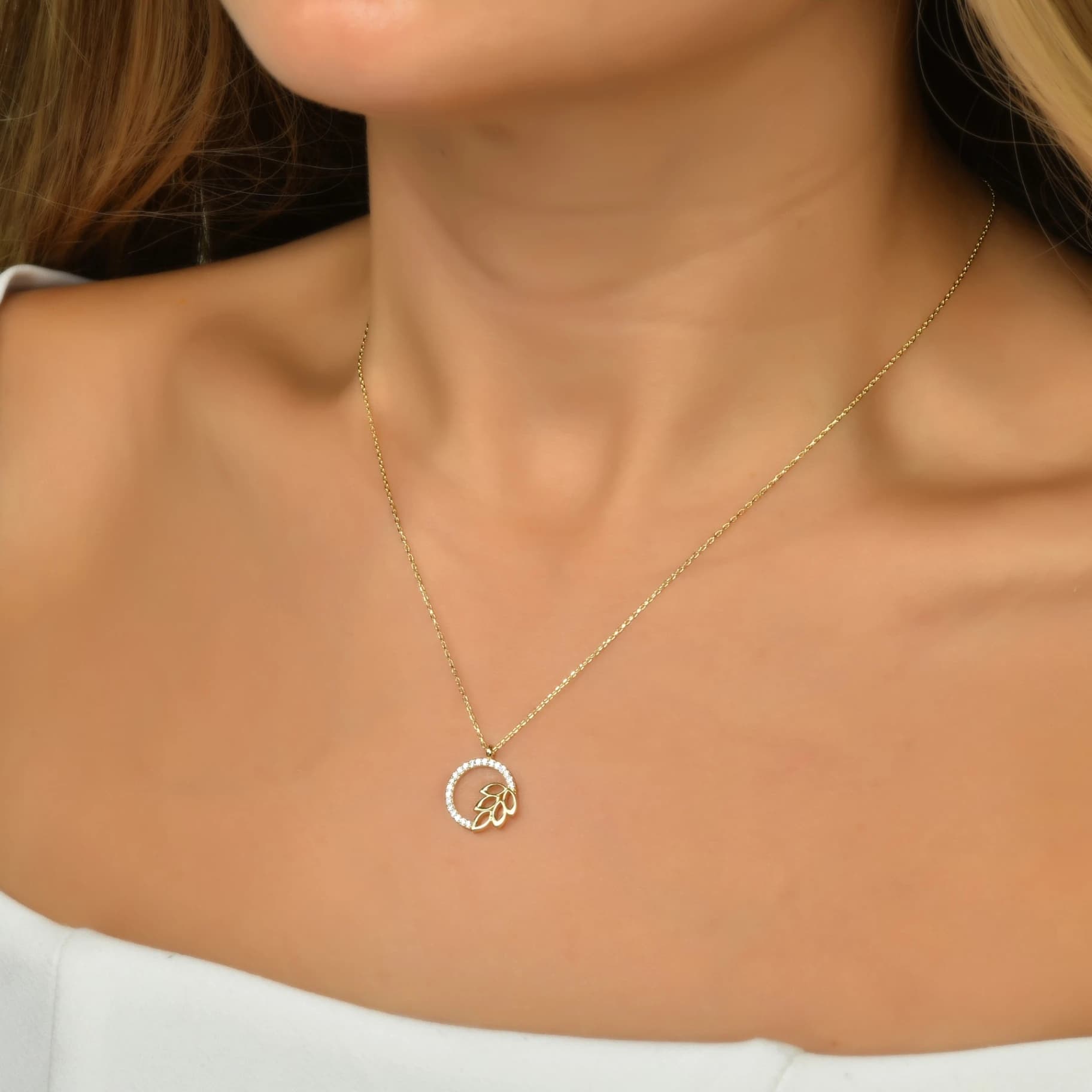 Дамски синджир с бели цирконий - Image 2