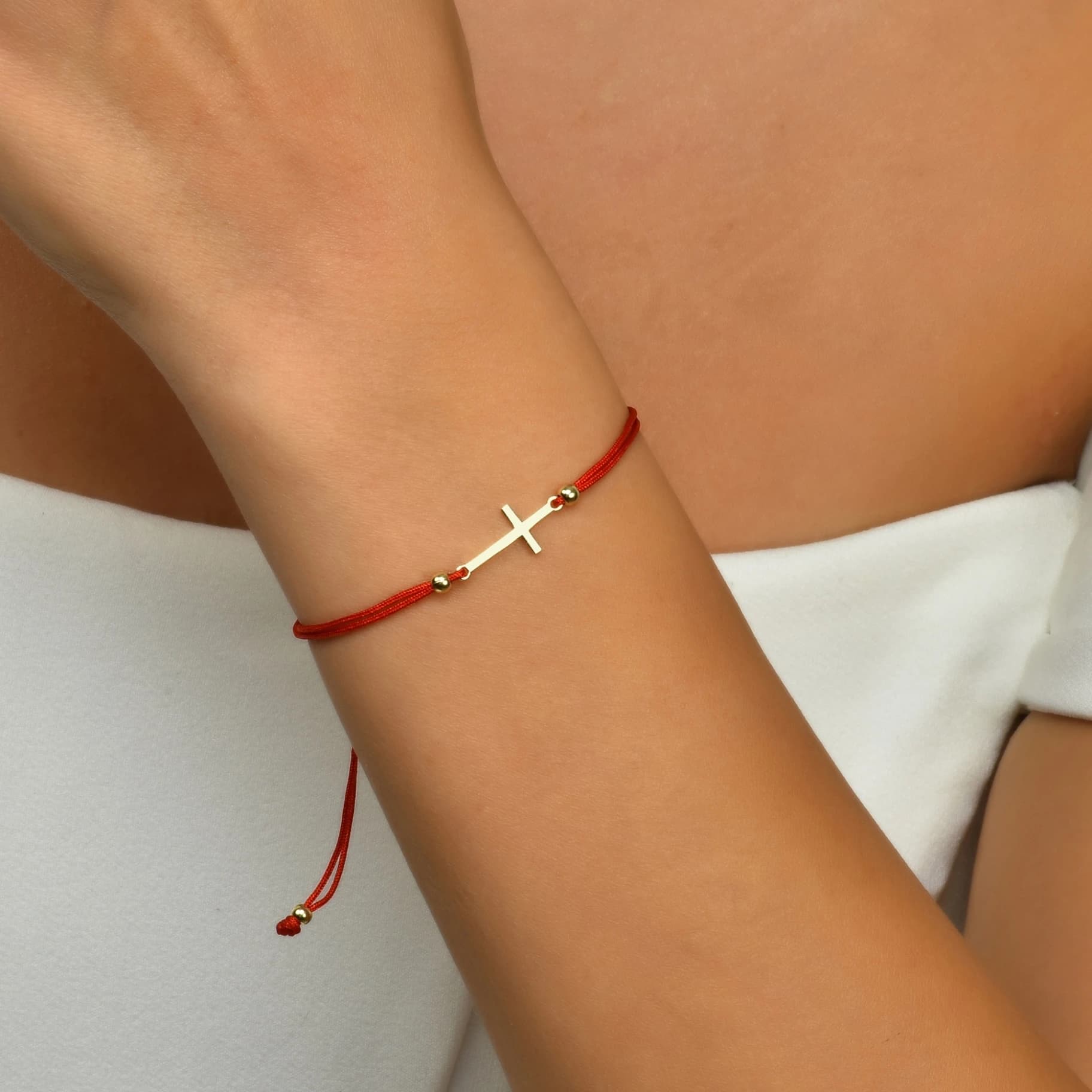 Гривна с червен конец кръст - Image 2
