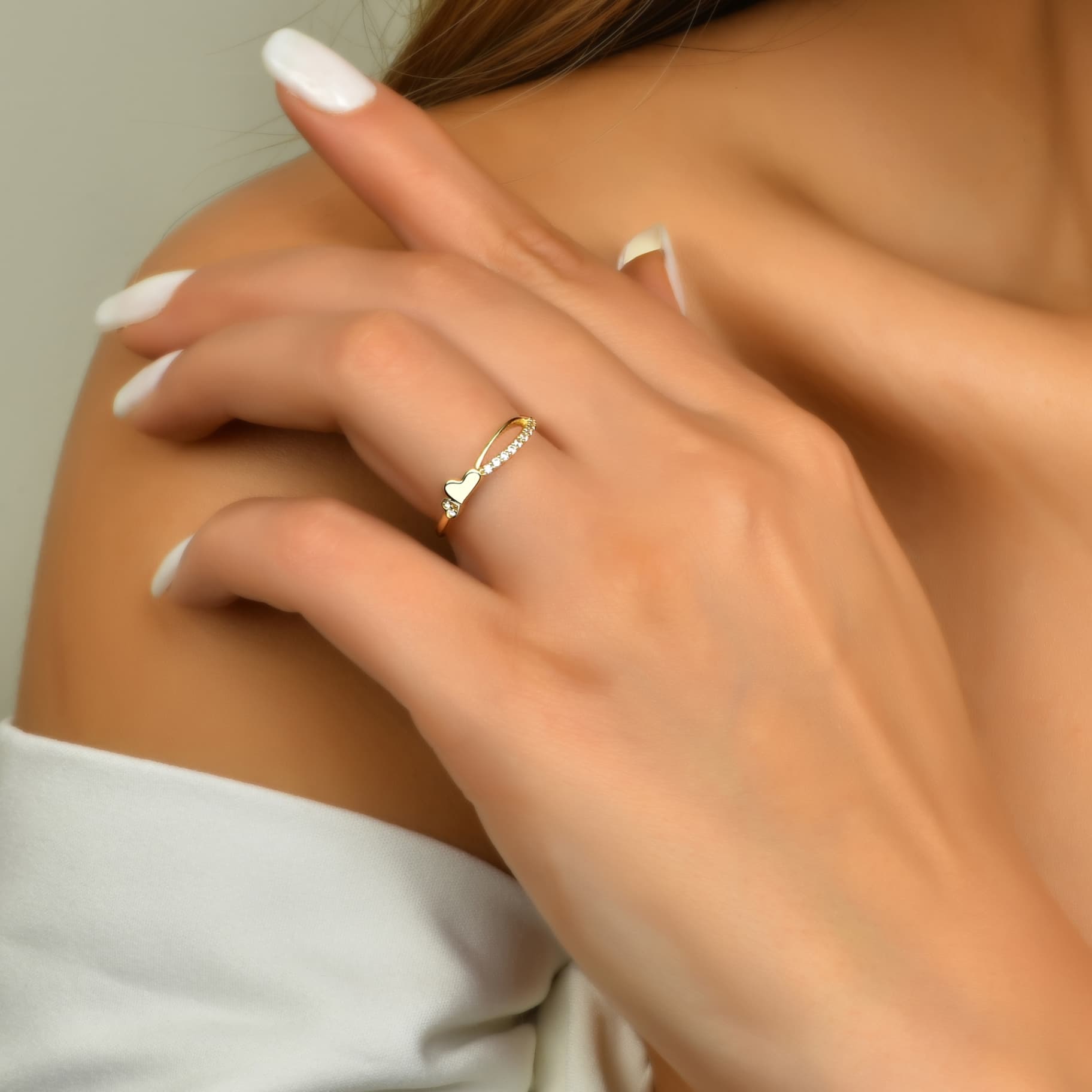 Пръстен от жълто злато с бели цирконий - Image 2