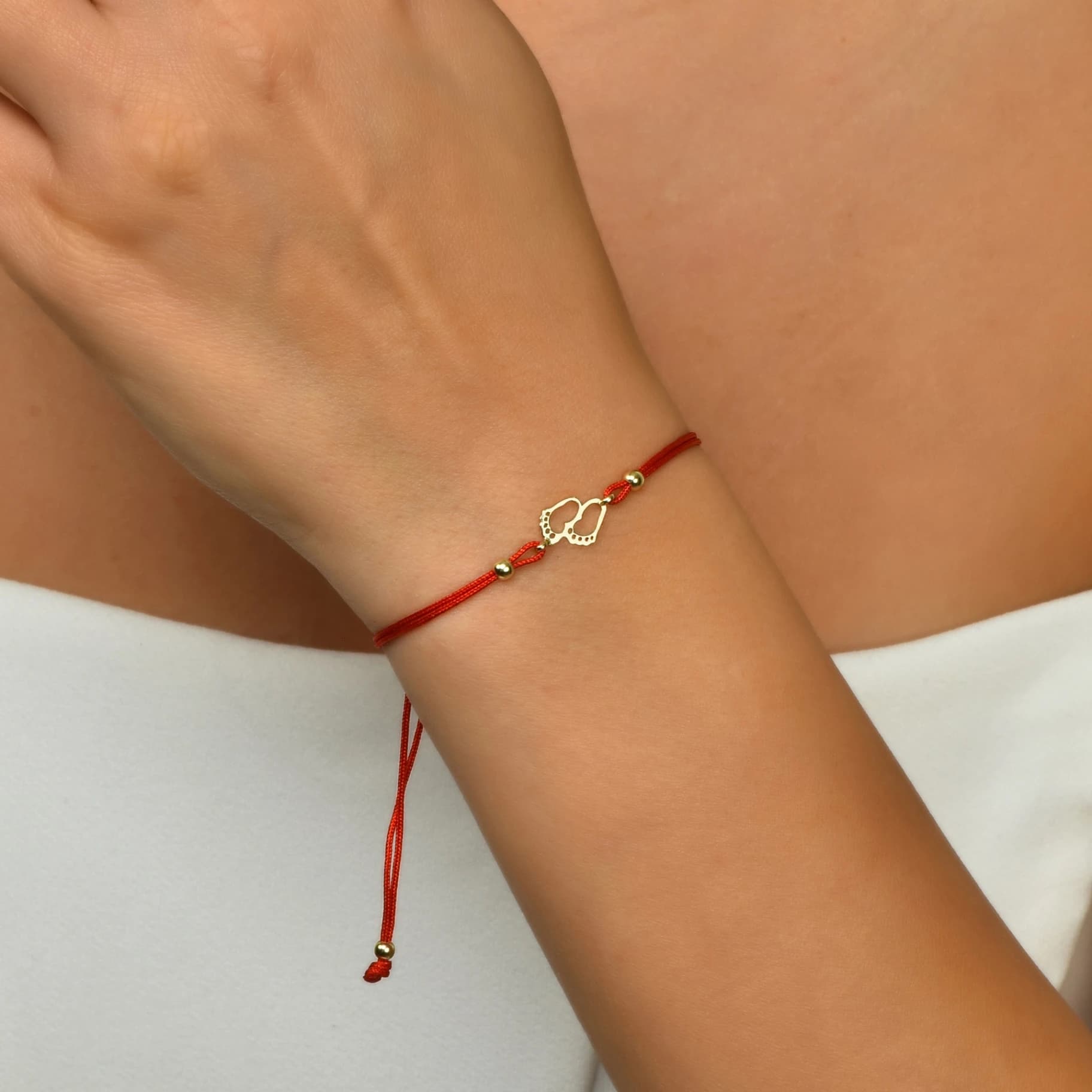 Гривна с червен конец - Image 1