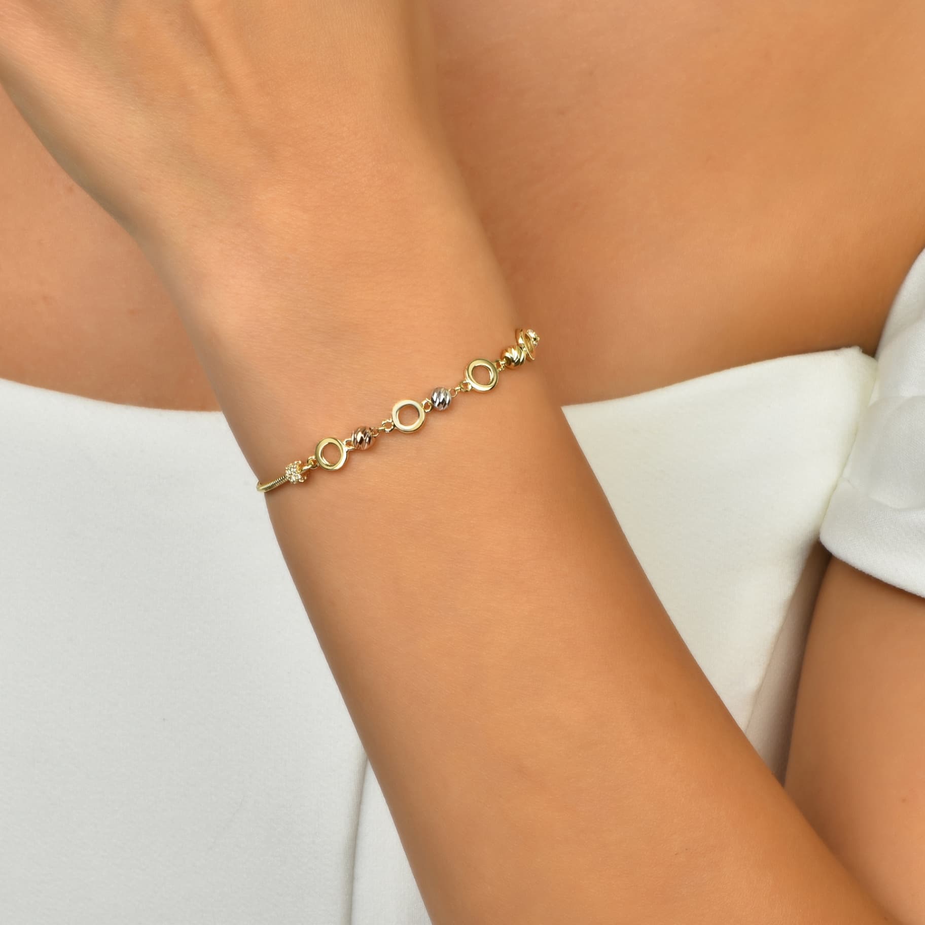 Гривна от бяло, жълто и розово злато с бели цирконий - Image 2